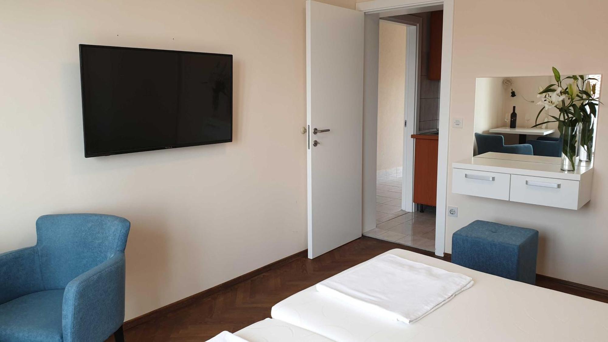 Apartments And Rooms With Parking Space Hvar - 15378 Hvar Town Habitación foto